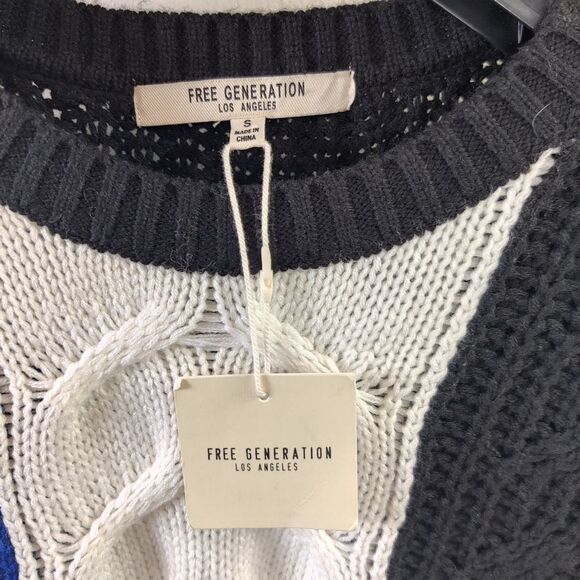 Nwt free Generation Sweater Sz S Fringe Sleeve Color Block Blue Black New - Picture 13 of 14